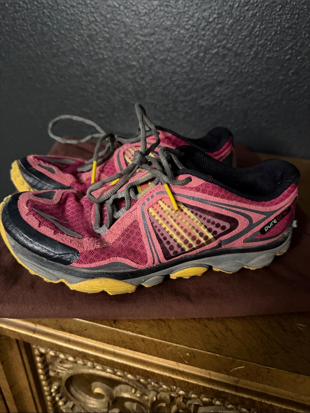 Women's Pink Brooks Running Sneakers with Yellow Accents 8.5 used